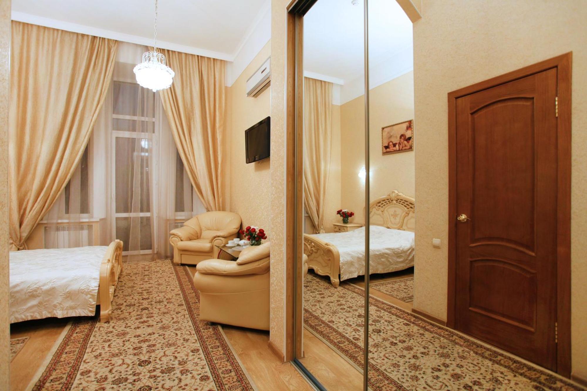 Ekaterina Otel 3*